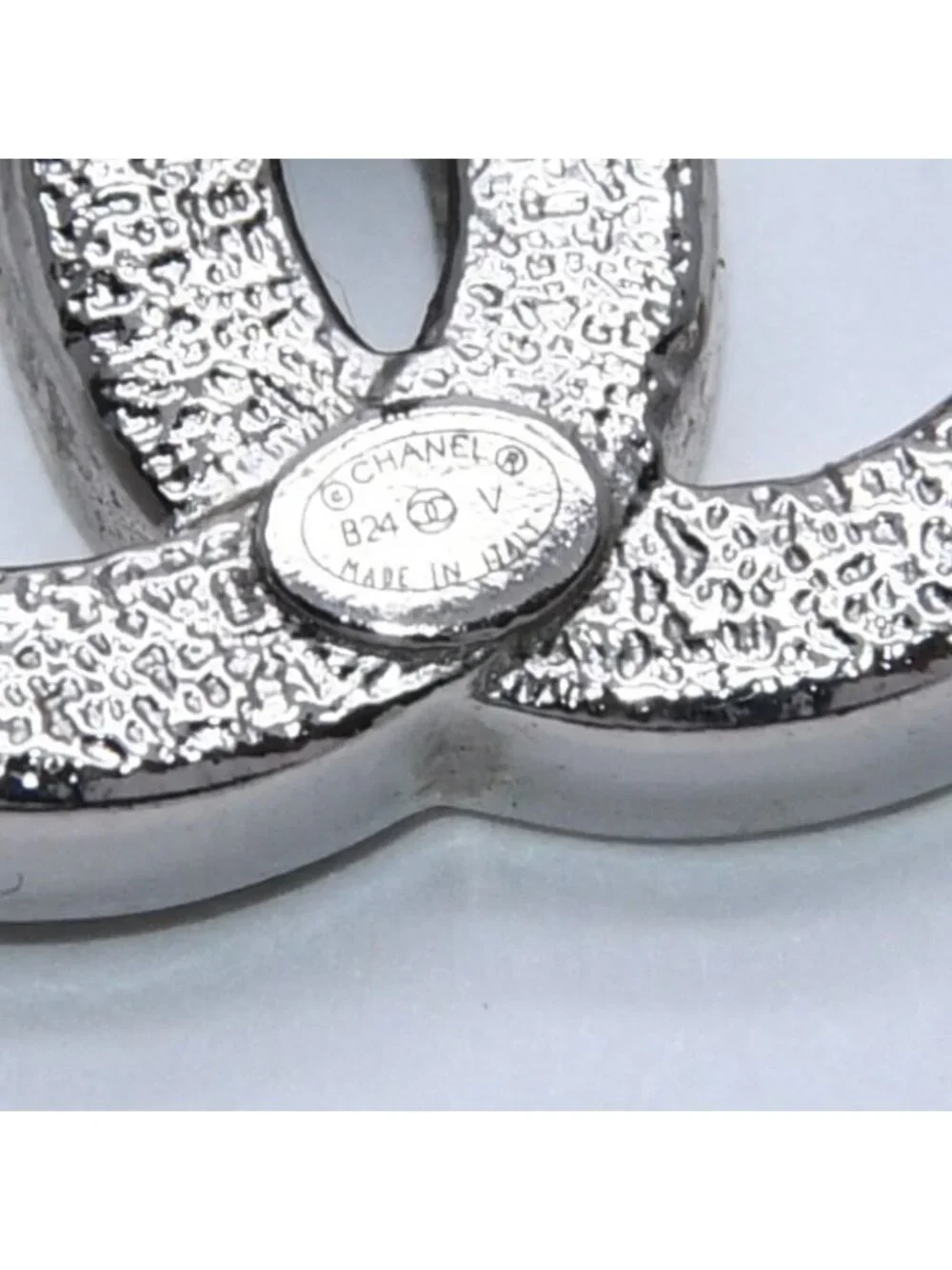 Chanel CC Logo Single Earrings 24 Rhinestone Silver Black Clear